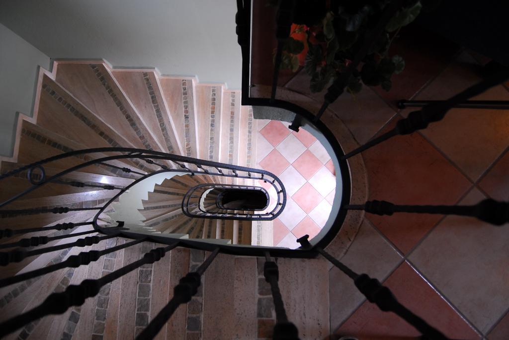 גוג'ק Villa Danlin Hotel מראה חיצוני תמונה